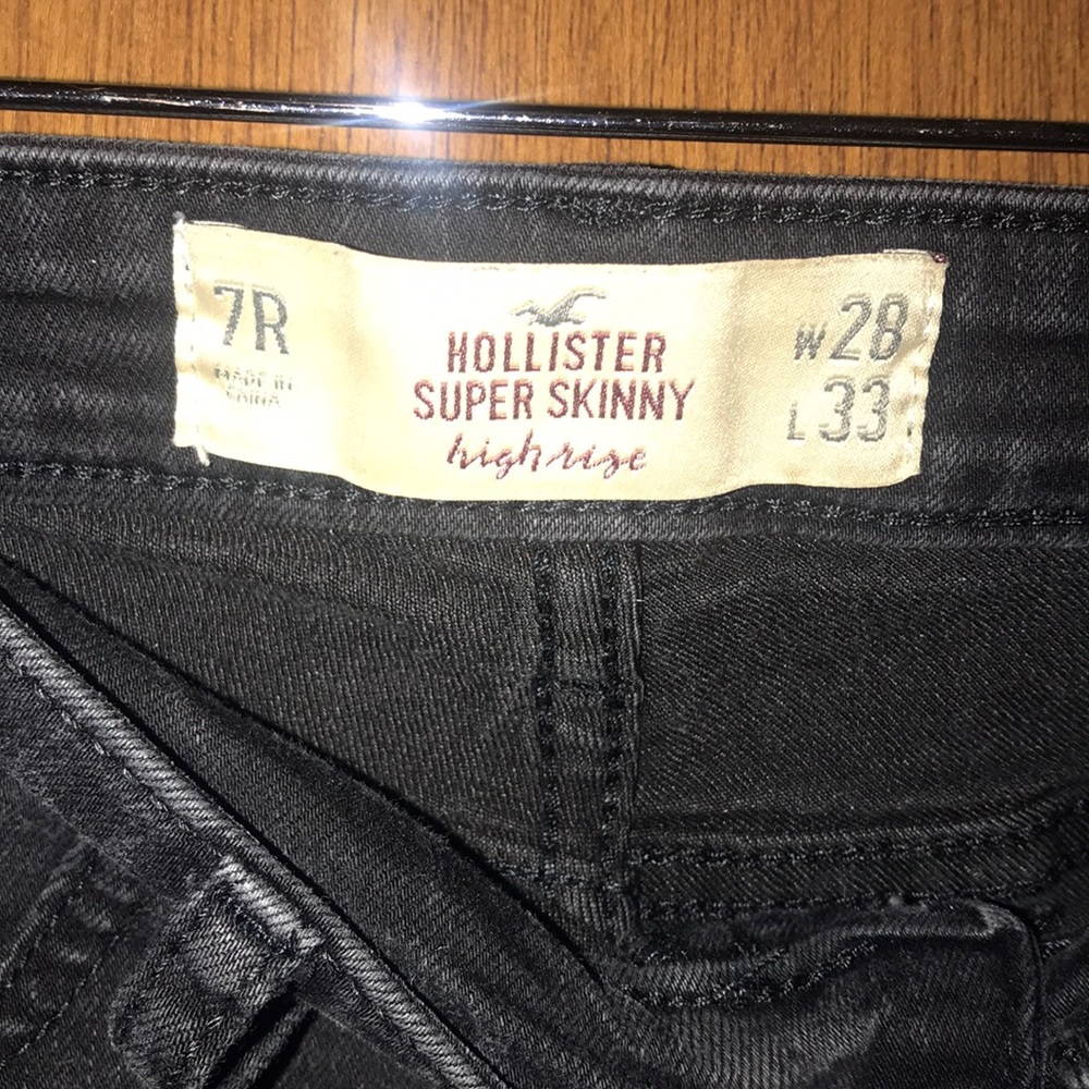 Jeans - Picture 3 of 3